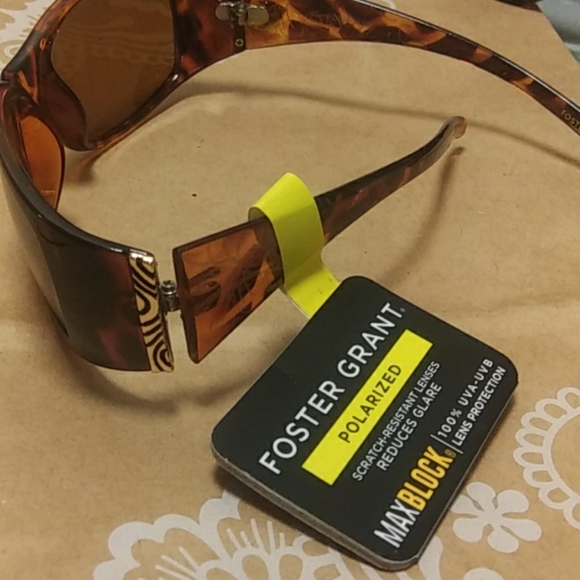 Sunglasses - Picture 6 of 8